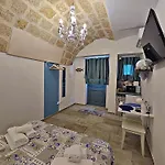 Romantica - Sunset & Terrace بيت ضيافة 3*