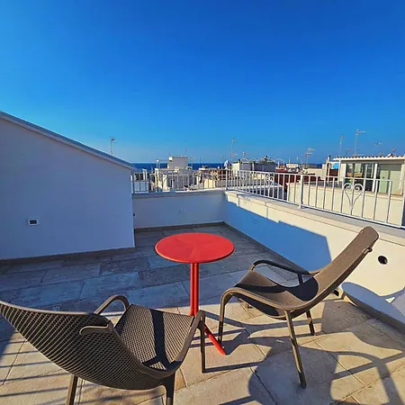Гостевой дом Romantica - Sunset & Terrace 3*